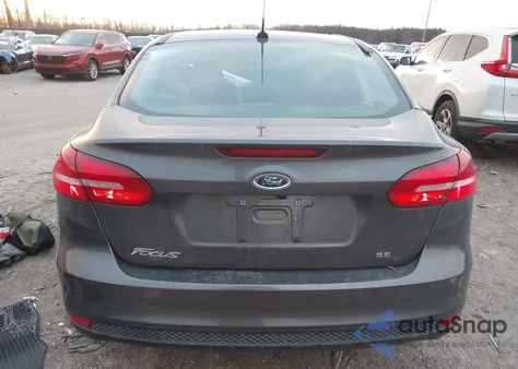 2018 Ford Focus Se z USA, uszkodzony, nr VIN 1FADP3F20JL307200